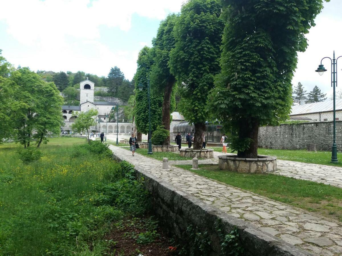Apartments Mirkovic Cetinje Exterior foto